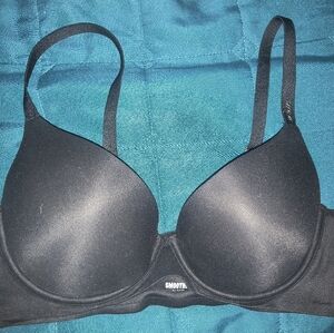 Smoothez By Aerie Size 34C Black Pull On Pushup Plunge Bra. Only tried on.